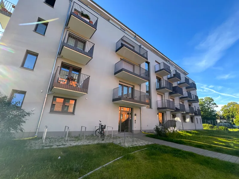 1-Zimmer-Traum nahe der Spree mit Fußbodenheizung & Balkon — photo 1